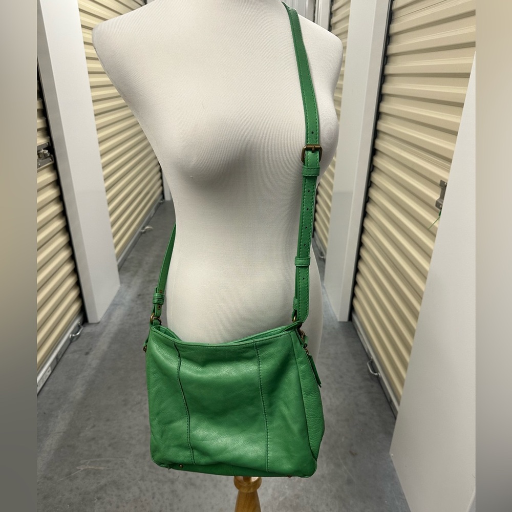 American Leather Classic Green Leather Crossbody Bag with Adjustable Strap